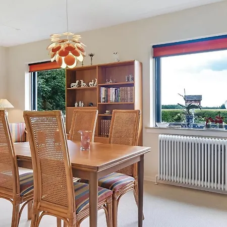 Holiday home Three-bedroom Holiday In Billund Billund