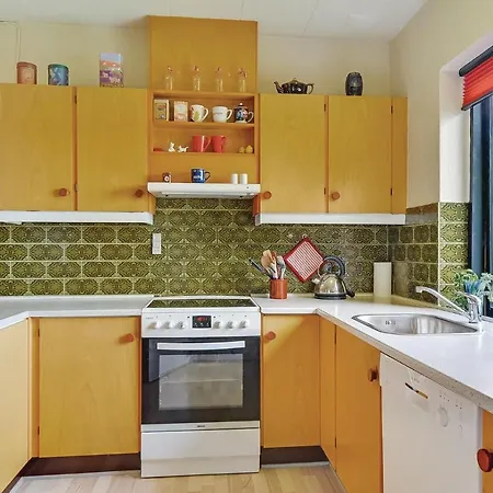 Holiday home Three-bedroom Holiday In Billund *